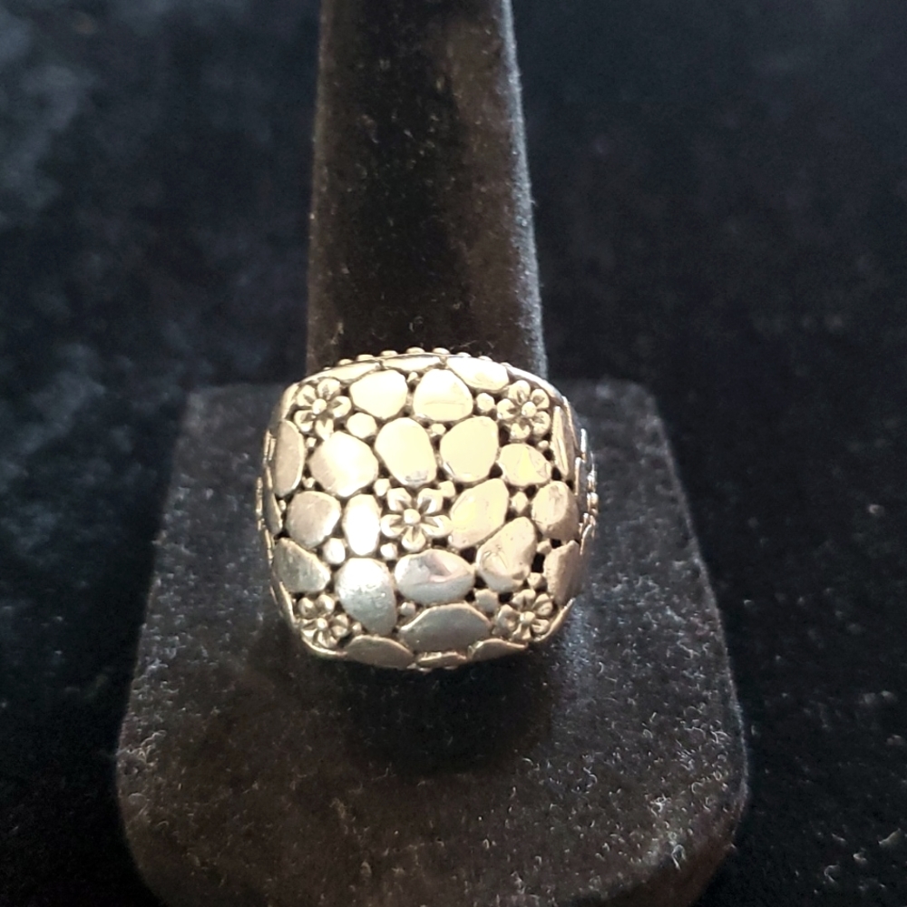 Artisian Collection of Bali Sterling Silver Ring